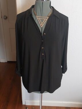 Anne Klein Black Top